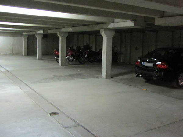 Kandinskystraße, München, Tiefgarage, nach Sanierung Kandinskystraße, München, Tiefgarage, nach Sanierung